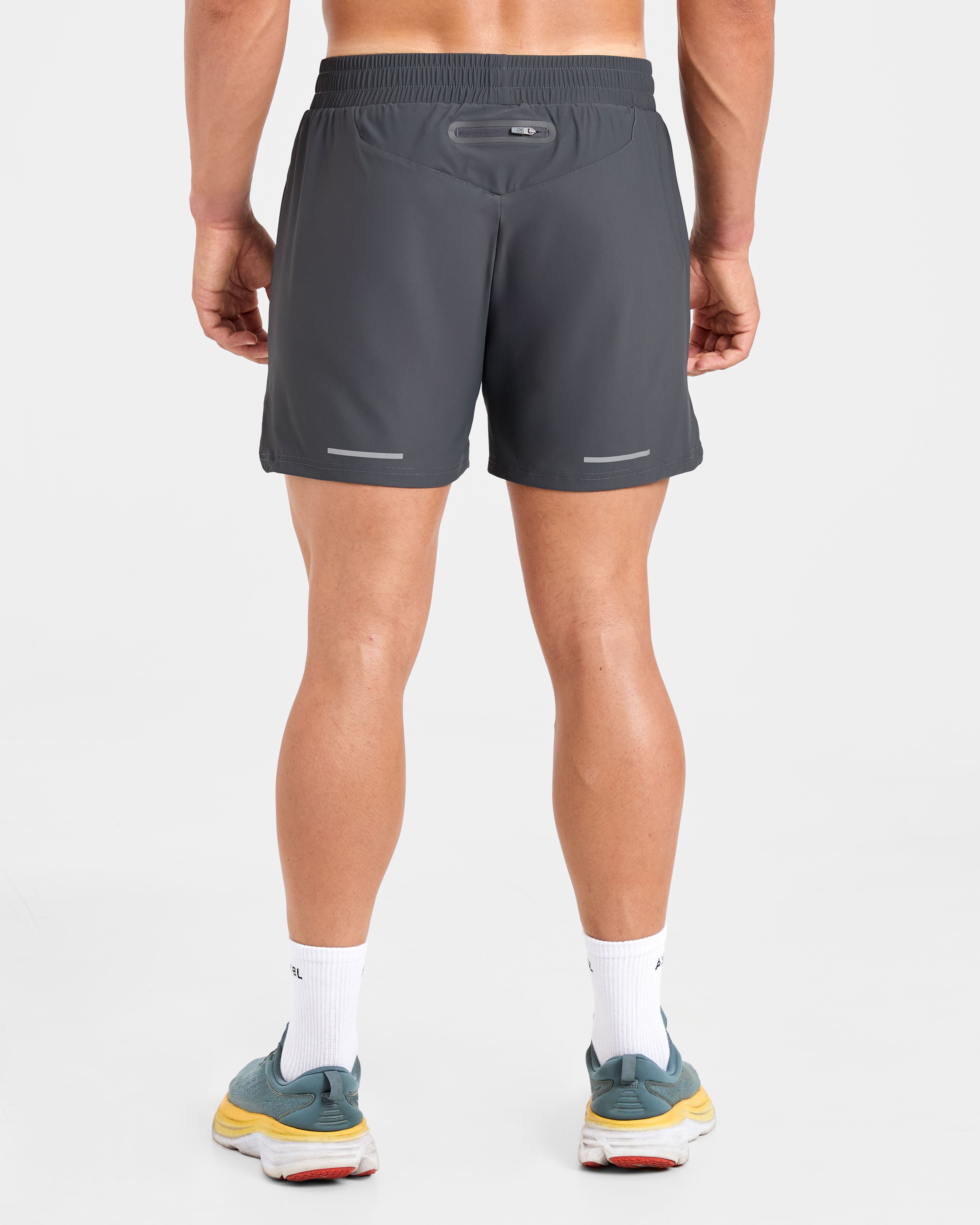 Run 5" Shorts - Hurricane Grey