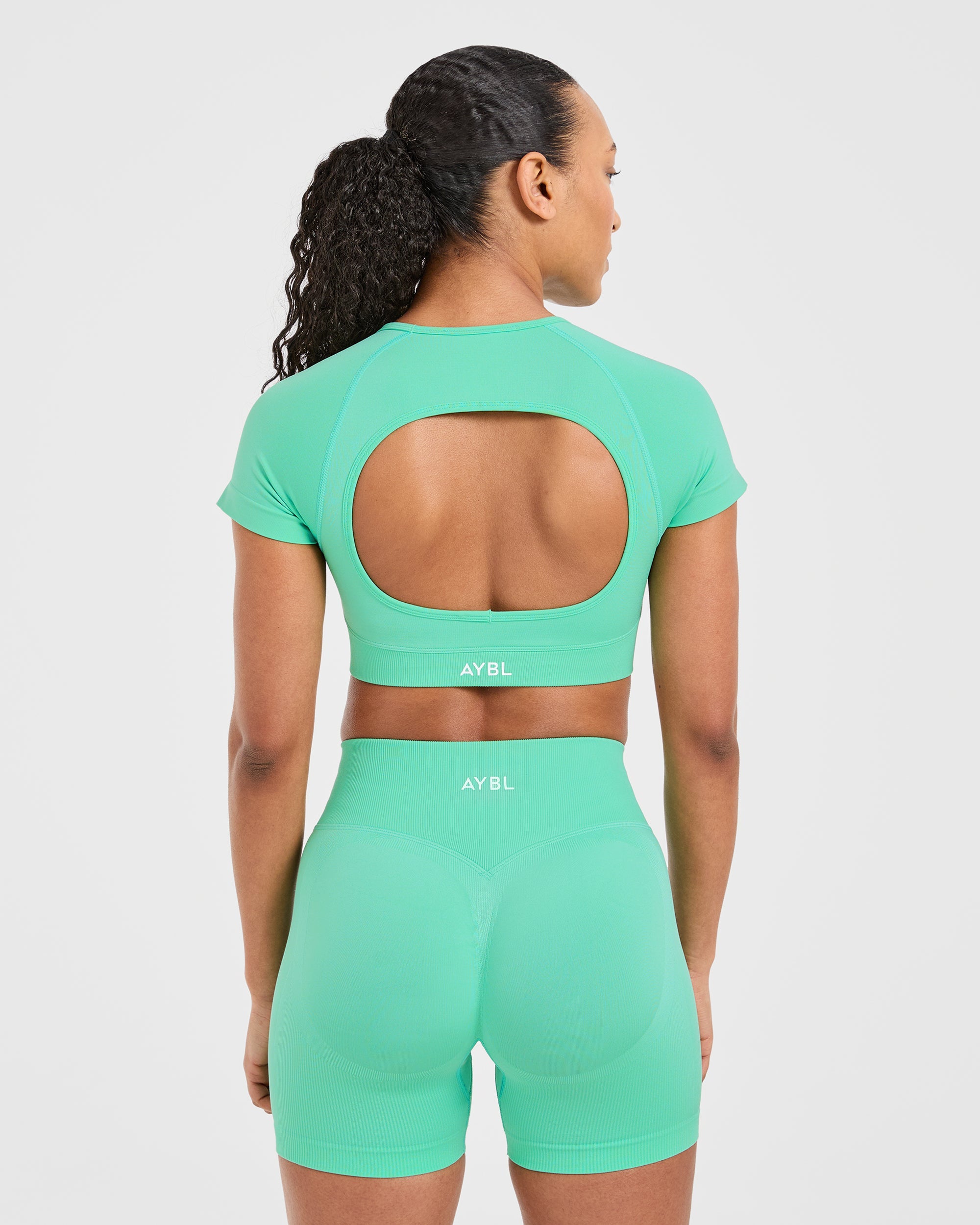 Adapt Seamless Crop Top - Spring Mint