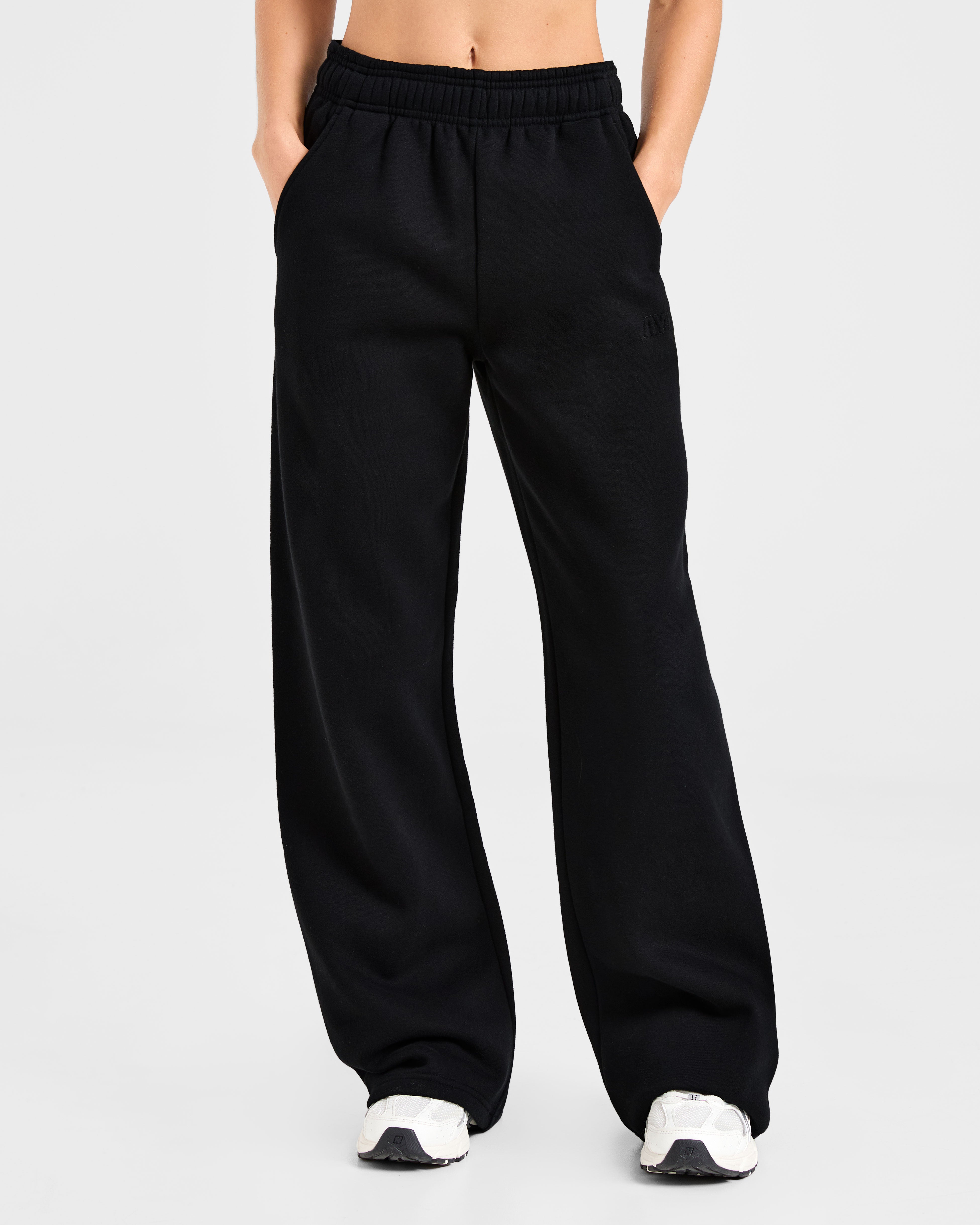 Classic Plush Oversized Straight Leg Joggers - Black