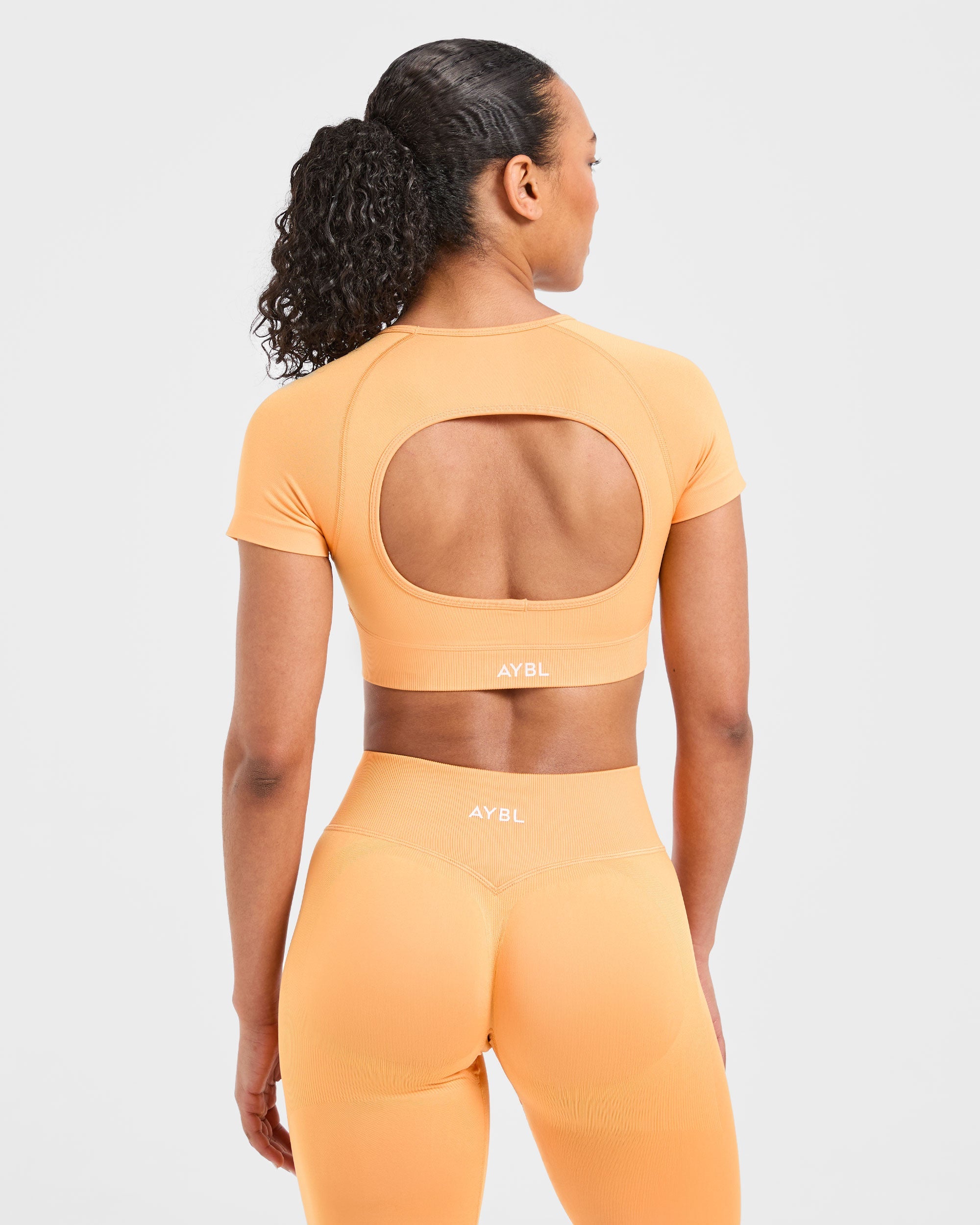 Adapt Seamless Crop Top - Bright Orange